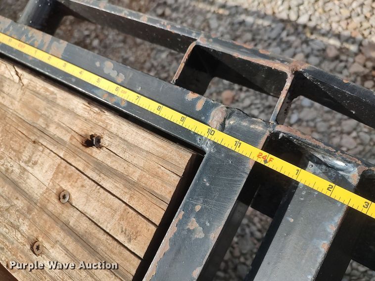 image for item DO3813 2013 DJ trailers  equipment trailer