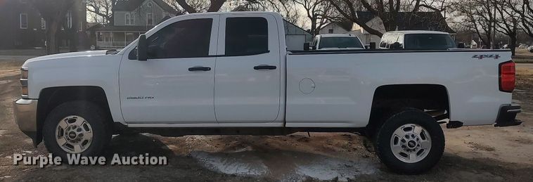 image for item DO3816 2015 Chevrolet Silverado 2500HD  Double Cab pickup truck