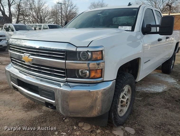 image for item DO3816 2015 Chevrolet Silverado 2500HD  Double Cab pickup truck
