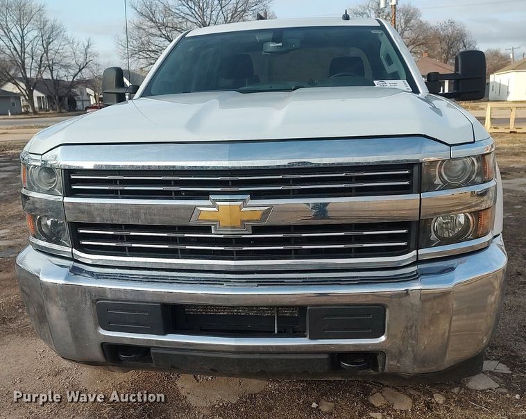 image for item DO3816 2015 Chevrolet Silverado 2500HD  Double Cab pickup truck