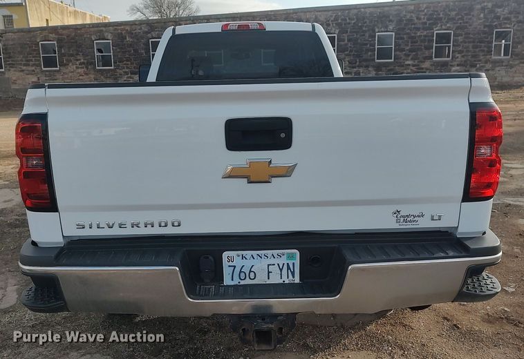 image for item DO3816 2015 Chevrolet Silverado 2500HD  Double Cab pickup truck