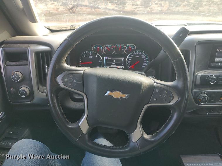 image for item DO3816 2015 Chevrolet Silverado 2500HD  Double Cab pickup truck