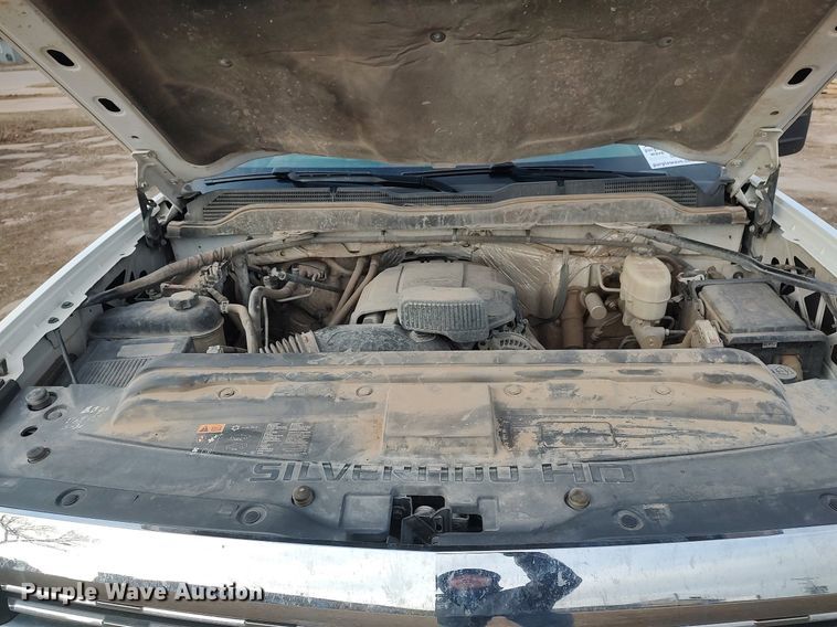 image for item DO3816 2015 Chevrolet Silverado 2500HD  Double Cab pickup truck