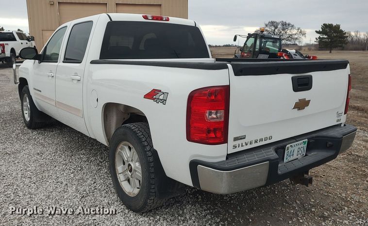 image for item DO3818 2009 Chevrolet Silverado 1500 LTZ  Crew Cab pickup truck