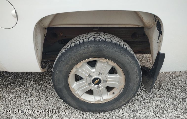 image for item DO3818 2009 Chevrolet Silverado 1500 LTZ  Crew Cab pickup truck