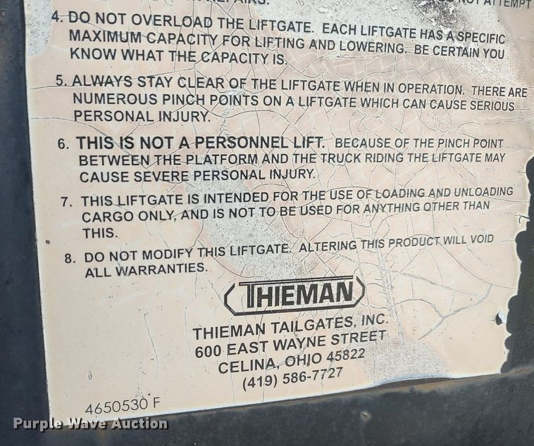 image for item DO3825 1999 Ford F550  flatbed truck