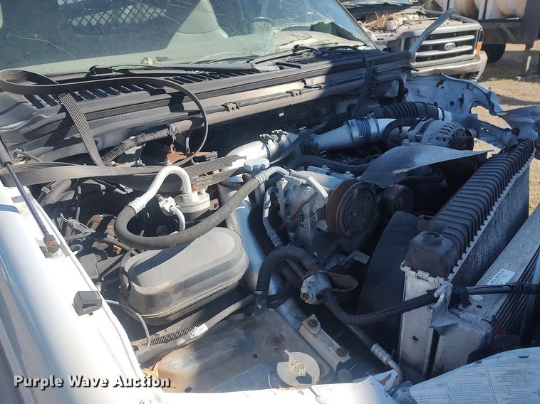 image for item DO3825 1999 Ford F550  flatbed truck