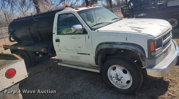 image for item DO3827 1997 Chevrolet 3500HD  tank bed pickup truck