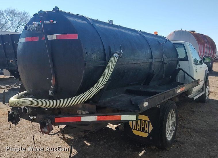 image for item DO3827 1997 Chevrolet 3500HD  tank bed pickup truck