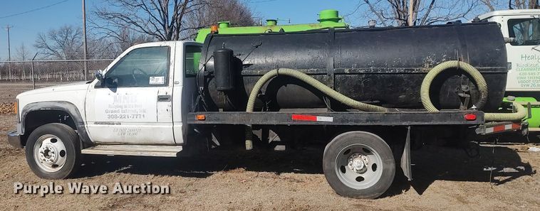 image for item DO3827 1997 Chevrolet 3500HD  tank bed pickup truck