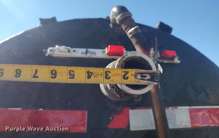 image for item DO3827 1997 Chevrolet 3500HD  tank bed pickup truck