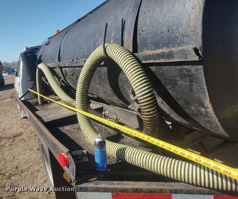 image for item DO3827 1997 Chevrolet 3500HD  tank bed pickup truck