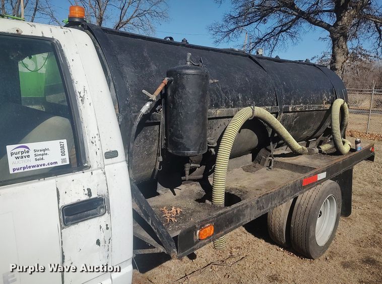image for item DO3827 1997 Chevrolet 3500HD  tank bed pickup truck