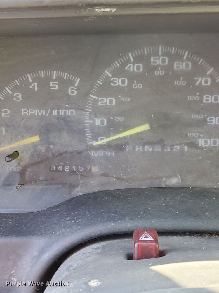 image for item DO3827 1997 Chevrolet 3500HD  tank bed pickup truck