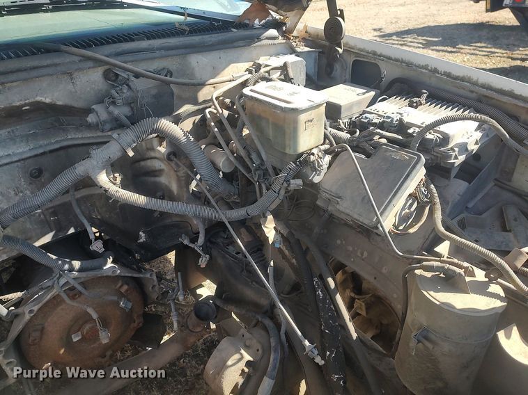 image for item DO3827 1997 Chevrolet 3500HD  tank bed pickup truck