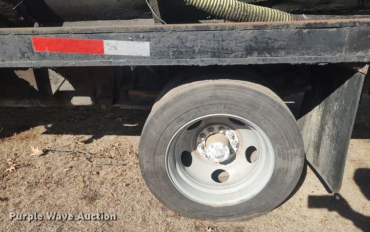 image for item DO3827 1997 Chevrolet 3500HD  tank bed pickup truck