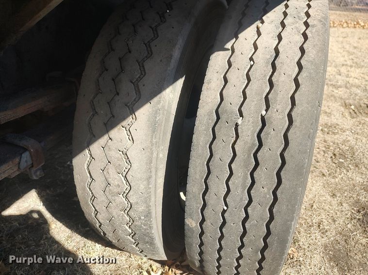 image for item DO3827 1997 Chevrolet 3500HD  tank bed pickup truck