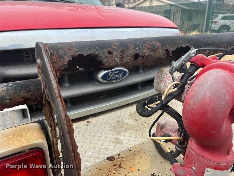 image for item DO8967 2000 Ford F550 Super Duty  brush fire truck