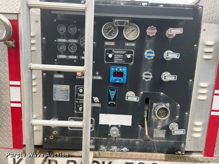 image for item DO8967 2000 Ford F550 Super Duty  brush fire truck