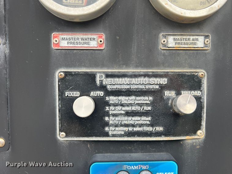 image for item DO8967 2000 Ford F550 Super Duty  brush fire truck