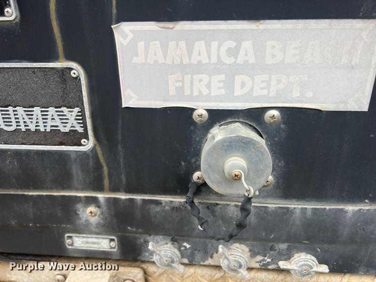 image for item DO8967 2000 Ford F550 Super Duty  brush fire truck