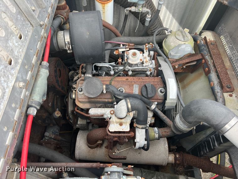 image for item DO8967 2000 Ford F550 Super Duty  brush fire truck