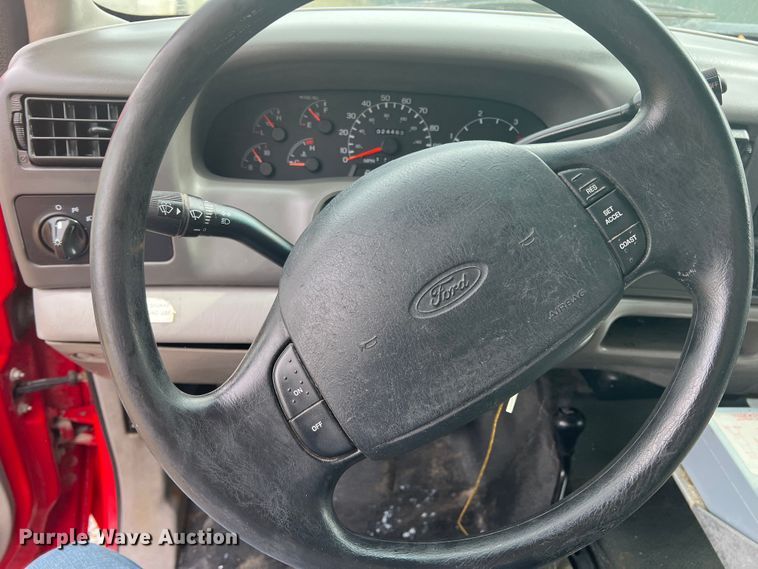 image for item DO8967 2000 Ford F550 Super Duty  brush fire truck