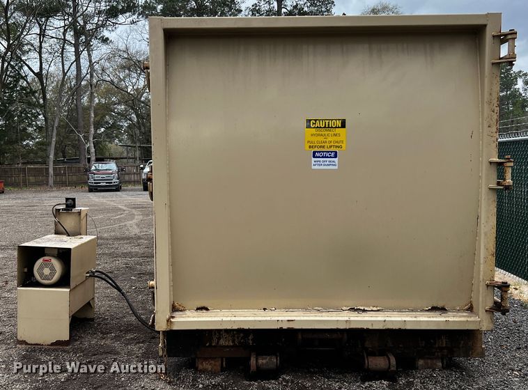 image for item DQ1974 2013 J.V. Manufacturing SCR-02-30  roll-off trash compactor