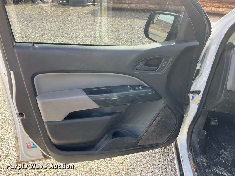 image for item DQ4057 2018 Chevrolet Colorado  Ext. Cab pickup truck