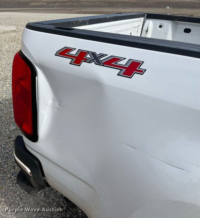 image for item DQ4057 2018 Chevrolet Colorado  Ext. Cab pickup truck