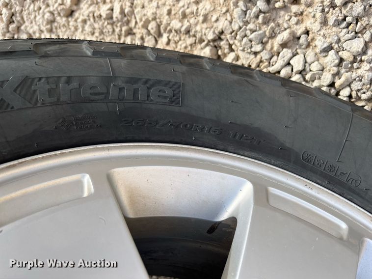 image for item DQ4057 2018 Chevrolet Colorado  Ext. Cab pickup truck