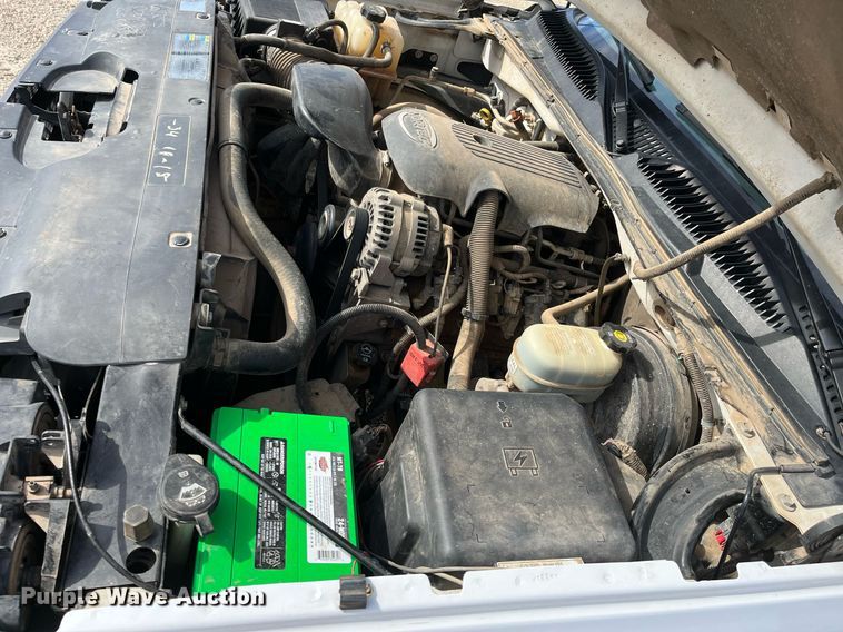 image for item DQ4058 2005 Chevrolet Silverado 1500  Ext. Cab pickup truck