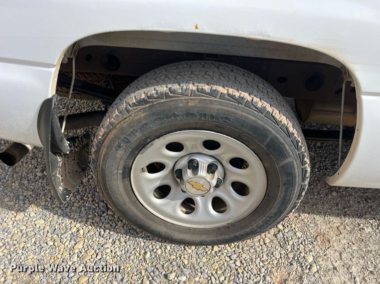 image for item DQ4058 2005 Chevrolet Silverado 1500  Ext. Cab pickup truck