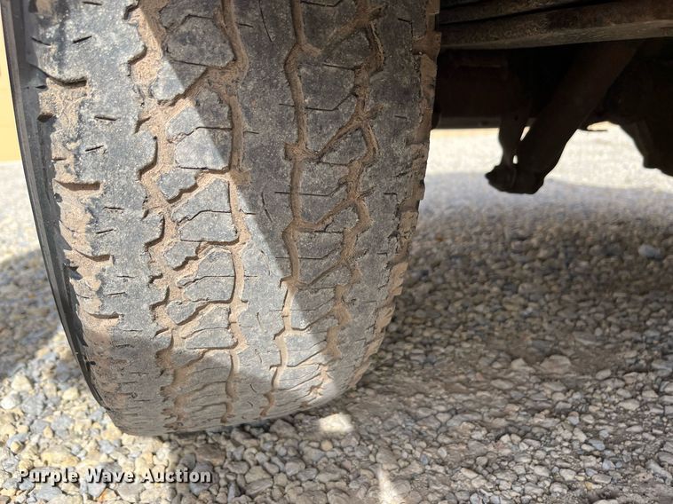 image for item DQ4058 2005 Chevrolet Silverado 1500  Ext. Cab pickup truck