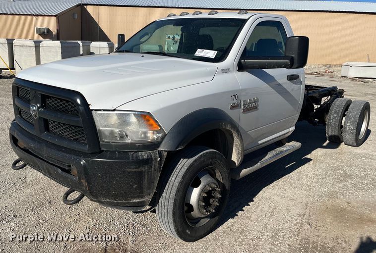 image for item DQ4063 2016 Dodge Ram 5500HD  truck cab and chassis