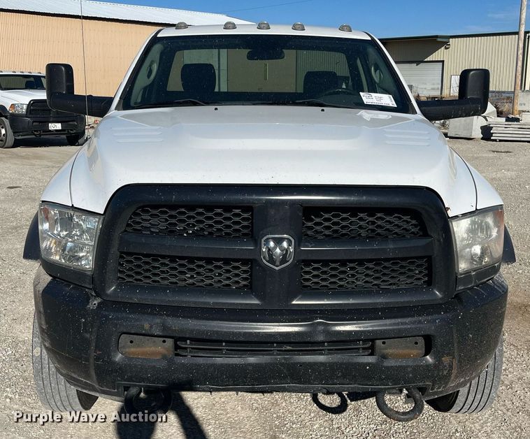 image for item DQ4063 2016 Dodge Ram 5500HD  truck cab and chassis