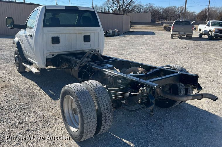 image for item DQ4063 2016 Dodge Ram 5500HD  truck cab and chassis