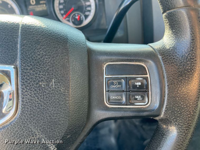 image for item DQ4063 2016 Dodge Ram 5500HD  truck cab and chassis