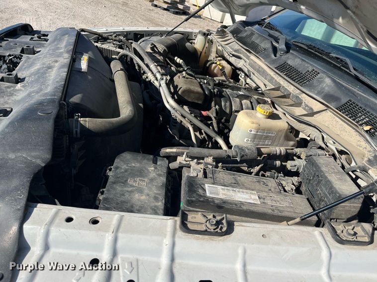 image for item DQ4063 2016 Dodge Ram 5500HD  truck cab and chassis