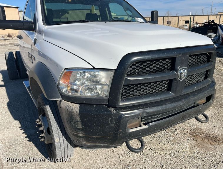 image for item DQ4063 2016 Dodge Ram 5500HD  truck cab and chassis