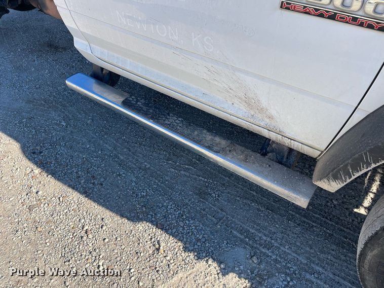 image for item DQ4063 2016 Dodge Ram 5500HD  truck cab and chassis