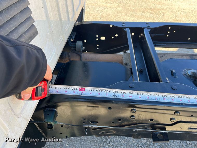 image for item DQ4063 2016 Dodge Ram 5500HD  truck cab and chassis