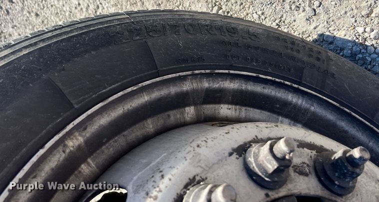 image for item DQ4063 2016 Dodge Ram 5500HD  truck cab and chassis