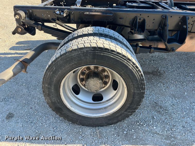 image for item DQ4063 2016 Dodge Ram 5500HD  truck cab and chassis