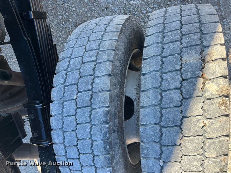 image for item DQ4063 2016 Dodge Ram 5500HD  truck cab and chassis