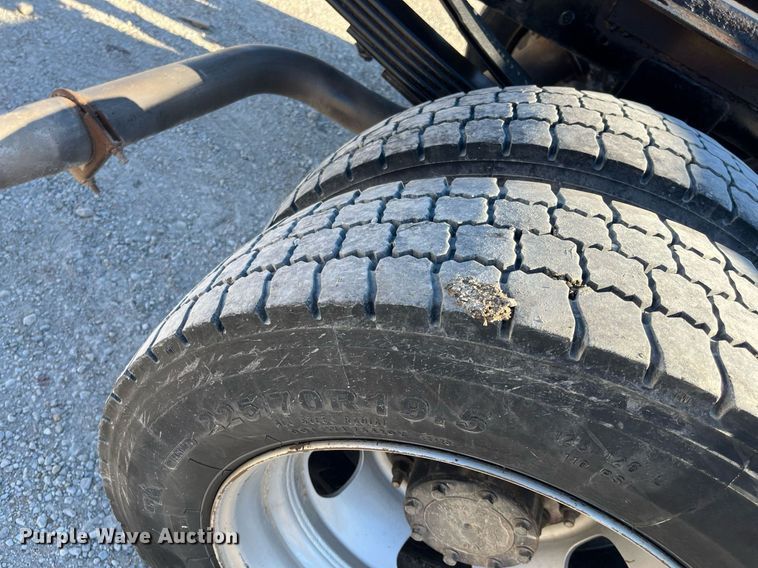 image for item DQ4063 2016 Dodge Ram 5500HD  truck cab and chassis