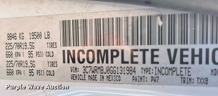 image for item DQ4063 2016 Dodge Ram 5500HD  truck cab and chassis