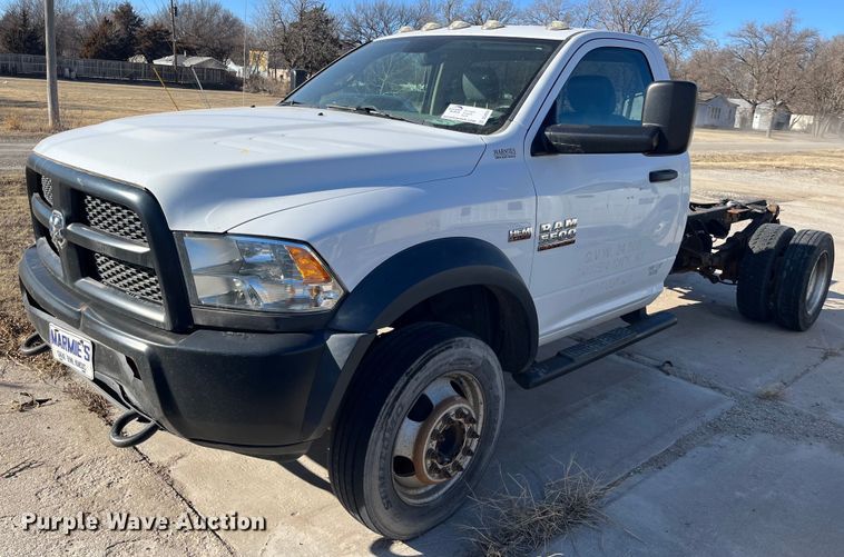 image for item DQ4064 2015 Dodge Ram 5500HD  truck cab and chassis