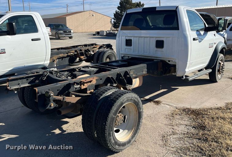 image for item DQ4064 2015 Dodge Ram 5500HD  truck cab and chassis