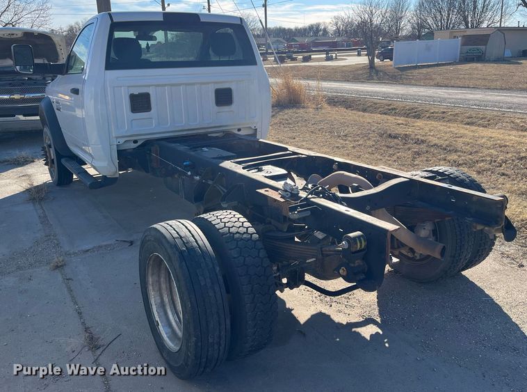 image for item DQ4064 2015 Dodge Ram 5500HD  truck cab and chassis